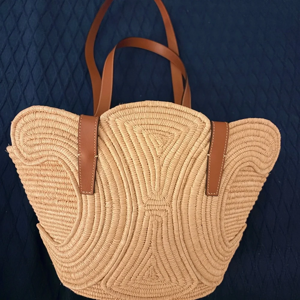 Celine Triomphe Small Raffia Bag - Picture 2 of 6